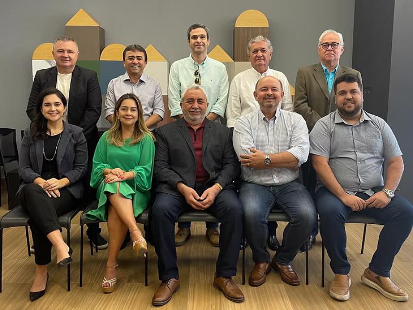 Conheça a Diretoria
