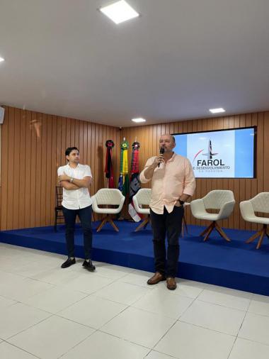 Farol recebe Novos Integrantes