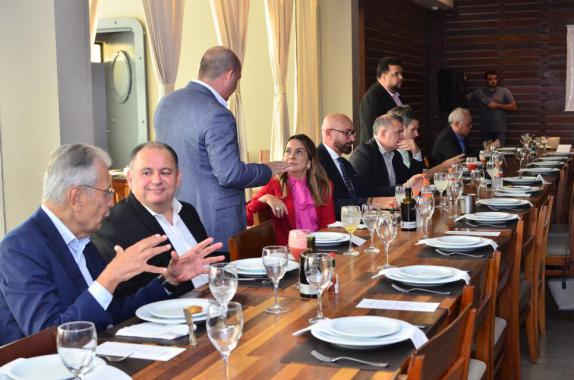 Farol da PB assina convênio com Governo Federal e Estadual