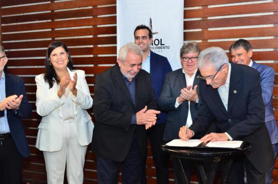 Farol da PB assina convênio com Governo Federal e Estadual