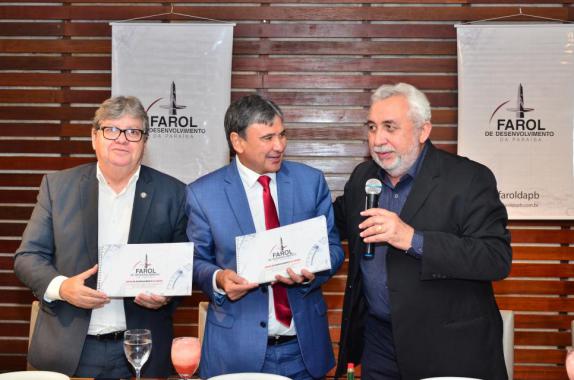 Farol da PB assina convênio com Governo Federal e Estadual