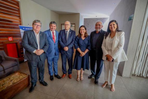 Farol da PB assina convênio com Governo Federal e Estadual