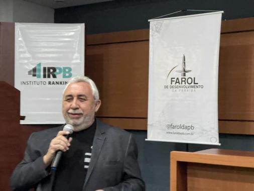 Farol da PB e Sinduscon promovem palestra com ex-prefeito de Maringá (PR), Silvio Barros