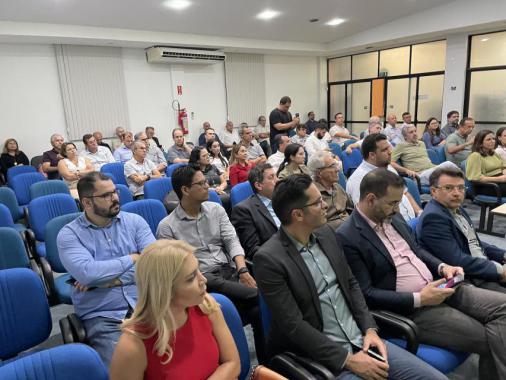 Farol da PB e Sinduscon promovem palestra com ex-prefeito de Maringá (PR), Silvio Barros