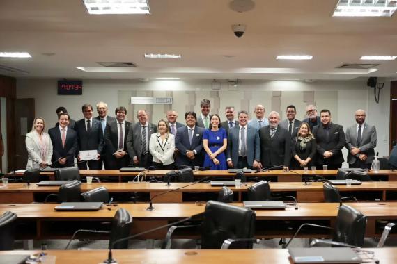 Farol da Paraíba promove encontro com parlamentares